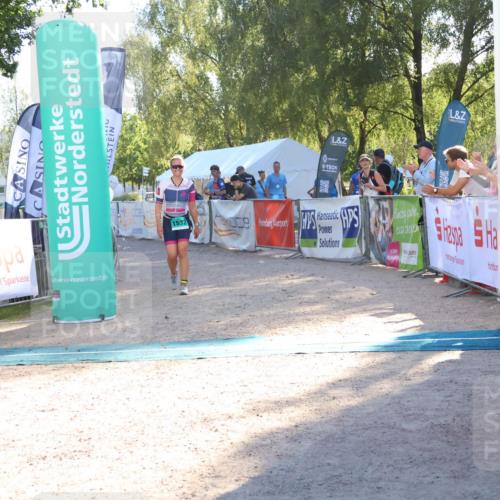 07.09.2025 - 19. Norderstedt Triathlon Zöllner http://msf.ph/oto/8789638 07.09.2025 16:19:59 Ziel 1532 meine-sportfotos.de