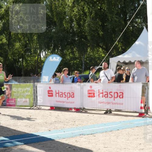 07.09.2025 - 19. Norderstedt Triathlon Zöllner http://msf.ph/oto/8789658 07.09.2025 15:18:26 Ziel 1007 meine-sportfotos.de