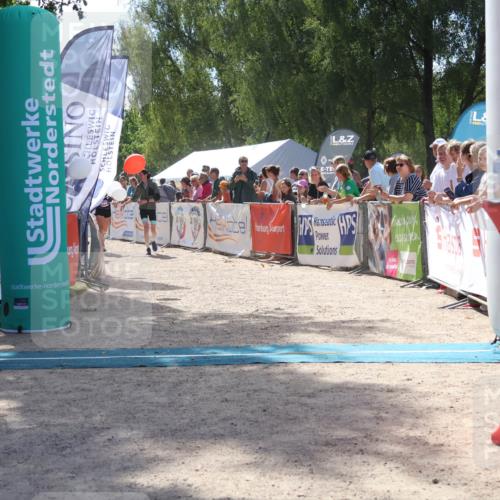 07.09.2025 - 19. Norderstedt Triathlon Zöllner http://msf.ph/oto/8789664 07.09.2025 13:52:56 Ziel 360 meine-sportfotos.de