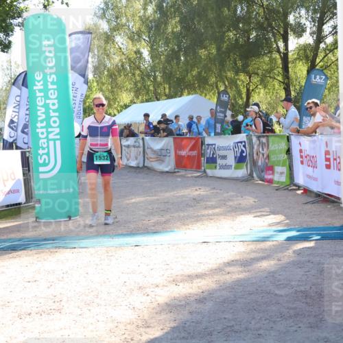 07.09.2025 - 19. Norderstedt Triathlon Zöllner http://msf.ph/oto/8789666 07.09.2025 16:20:01 Ziel 1532 meine-sportfotos.de
