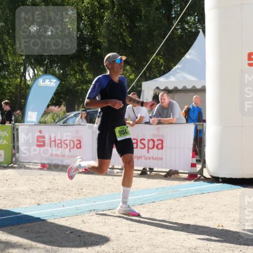 07.09.2025 - 19. Norderstedt Triathlon Zöllner http://msf.ph/oto/8789700 07.09.2025 15:19:22 Ziel 980 meine-sportfotos.de