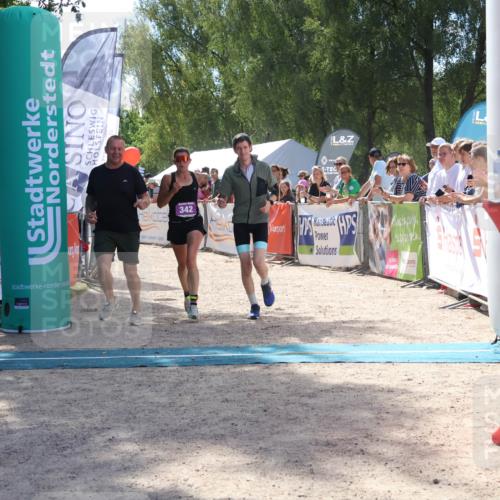 07.09.2025 - 19. Norderstedt Triathlon Zöllner http://msf.ph/oto/8789703 07.09.2025 13:53:01 Ziel 342 meine-sportfotos.de