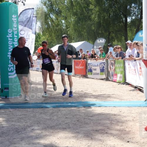 07.09.2025 - 19. Norderstedt Triathlon Zöllner http://msf.ph/oto/8789708 07.09.2025 13:53:01 Ziel 342 meine-sportfotos.de