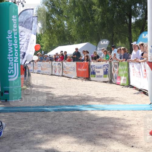 07.09.2025 - 19. Norderstedt Triathlon Zöllner http://msf.ph/oto/8789730 07.09.2025 13:53:03 Ziel 342 meine-sportfotos.de