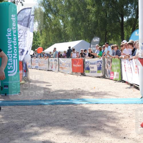 07.09.2025 - 19. Norderstedt Triathlon Zöllner http://msf.ph/oto/8789733 07.09.2025 13:53:36 Ziel 358 meine-sportfotos.de