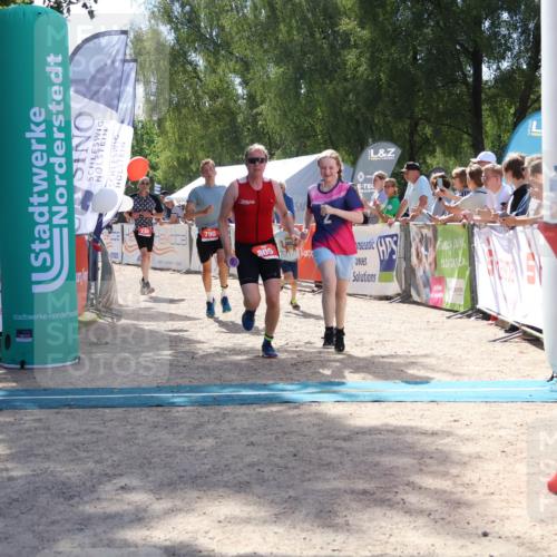 07.09.2025 - 19. Norderstedt Triathlon Zöllner http://msf.ph/oto/8789748 07.09.2025 13:53:48 Ziel 230, 790, 805 meine-sportfotos.de