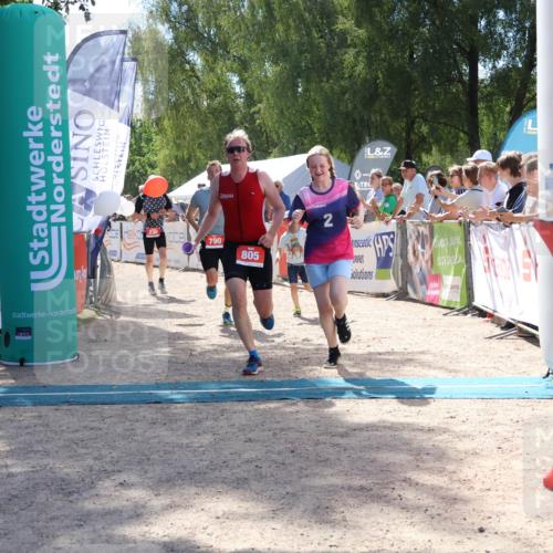 07.09.2025 - 19. Norderstedt Triathlon Zöllner http://msf.ph/oto/8789751 07.09.2025 13:53:48 Ziel 230, 790, 805 meine-sportfotos.de