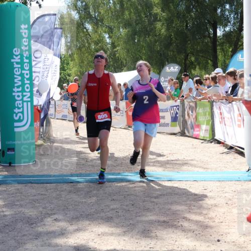 07.09.2025 - 19. Norderstedt Triathlon Zöllner http://msf.ph/oto/8789757 07.09.2025 13:53:48 Ziel 230, 790, 805 meine-sportfotos.de