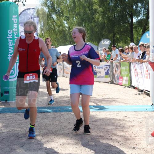 07.09.2025 - 19. Norderstedt Triathlon Zöllner http://msf.ph/oto/8789767 07.09.2025 13:53:49 Ziel 230, 790, 805 meine-sportfotos.de