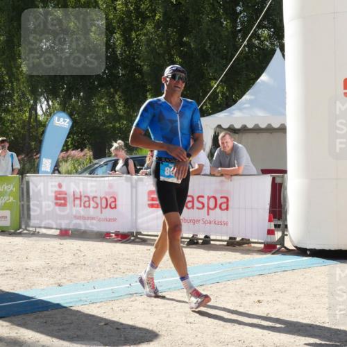 07.09.2025 - 19. Norderstedt Triathlon Zöllner http://msf.ph/oto/8789790 07.09.2025 15:21:01 Ziel 880 meine-sportfotos.de