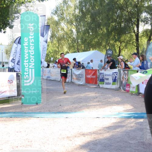 07.09.2025 - 19. Norderstedt Triathlon Zöllner http://msf.ph/oto/8789791 07.09.2025 16:21:15 Ziel 501 meine-sportfotos.de