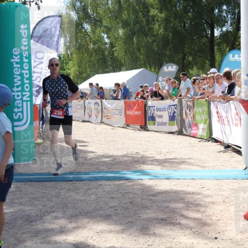07.09.2025 - 19. Norderstedt Triathlon Zöllner http://msf.ph/oto/8789795 07.09.2025 13:53:51 Ziel 230, 790, 805 meine-sportfotos.de