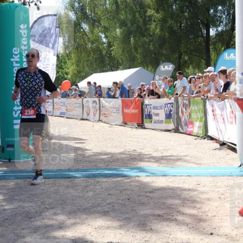 07.09.2025 - 19. Norderstedt Triathlon Zöllner http://msf.ph/oto/8789800 07.09.2025 13:53:52 Ziel 230, 790, 805 meine-sportfotos.de