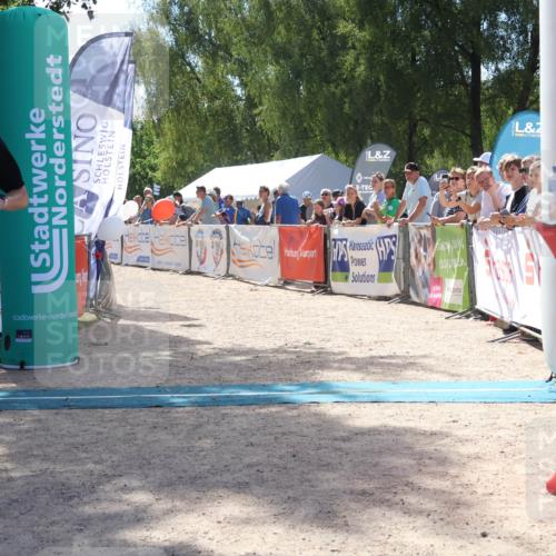 07.09.2025 - 19. Norderstedt Triathlon Zöllner http://msf.ph/oto/8789807 07.09.2025 13:53:52 Ziel 230, 790, 805 meine-sportfotos.de