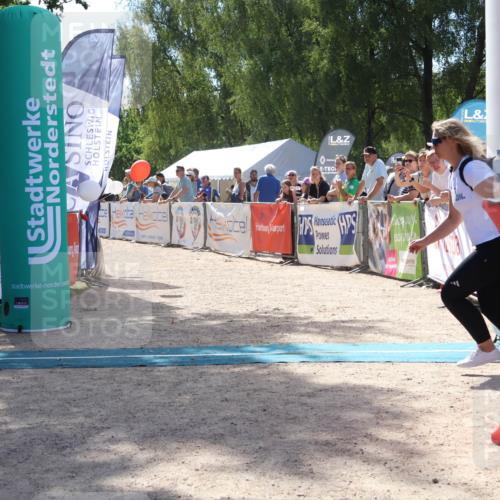 07.09.2025 - 19. Norderstedt Triathlon Zöllner http://msf.ph/oto/8789812 07.09.2025 13:53:53 Ziel 230, 790, 805 meine-sportfotos.de