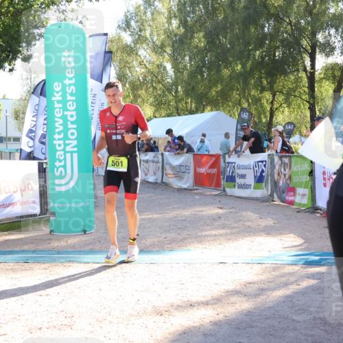 07.09.2025 - 19. Norderstedt Triathlon Zöllner http://msf.ph/oto/8789823 07.09.2025 16:21:17 Ziel 501 meine-sportfotos.de
