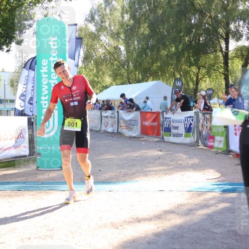 07.09.2025 - 19. Norderstedt Triathlon Zöllner http://msf.ph/oto/8789825 07.09.2025 16:21:18 Ziel 501 meine-sportfotos.de