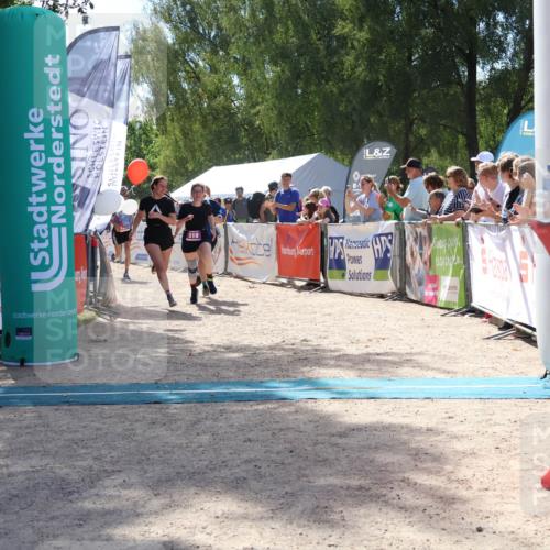 07.09.2025 - 19. Norderstedt Triathlon Zöllner http://msf.ph/oto/8789833 07.09.2025 13:54:32 Ziel 319, 1261 meine-sportfotos.de