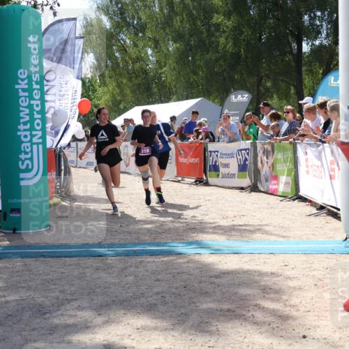 07.09.2025 - 19. Norderstedt Triathlon Zöllner http://msf.ph/oto/8789837 07.09.2025 13:54:33 Ziel 319, 1261 meine-sportfotos.de