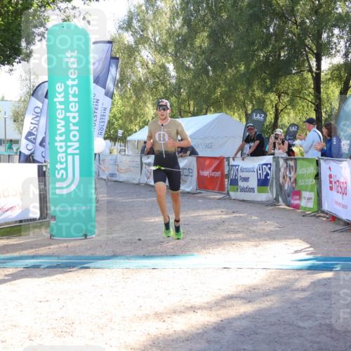 07.09.2025 - 19. Norderstedt Triathlon Zöllner http://msf.ph/oto/8789853 07.09.2025 16:21:32 Ziel 510 meine-sportfotos.de