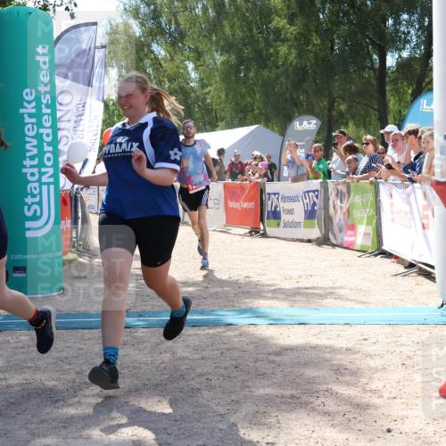 07.09.2025 - 19. Norderstedt Triathlon Zöllner http://msf.ph/oto/8789859 07.09.2025 13:54:35 Ziel 319, 1261 meine-sportfotos.de