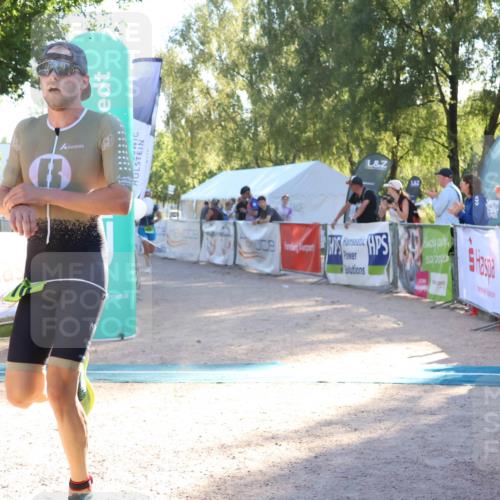 07.09.2025 - 19. Norderstedt Triathlon Zöllner http://msf.ph/oto/8789870 07.09.2025 16:21:33 Ziel 442, 510 meine-sportfotos.de