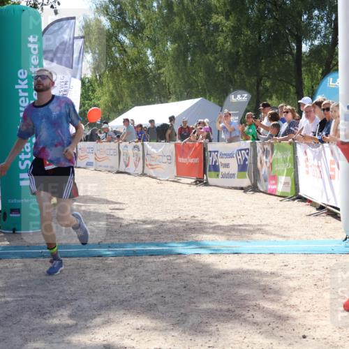 07.09.2025 - 19. Norderstedt Triathlon Zöllner http://msf.ph/oto/8789871 07.09.2025 13:54:36 Ziel 319, 1261 meine-sportfotos.de