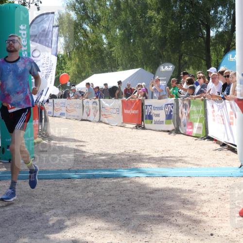 07.09.2025 - 19. Norderstedt Triathlon Zöllner http://msf.ph/oto/8789872 07.09.2025 13:54:36 Ziel 319, 1261 meine-sportfotos.de