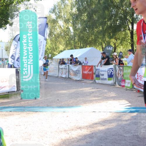 07.09.2025 - 19. Norderstedt Triathlon Zöllner http://msf.ph/oto/8789875 07.09.2025 16:21:34 Ziel 442, 510 meine-sportfotos.de
