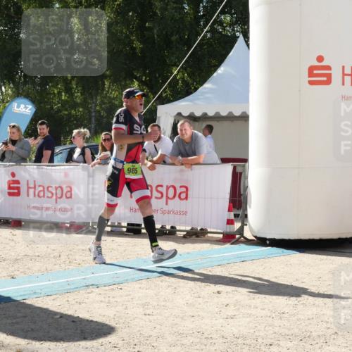 07.09.2025 - 19. Norderstedt Triathlon Zöllner http://msf.ph/oto/8789878 07.09.2025 15:22:38 Ziel 985 meine-sportfotos.de