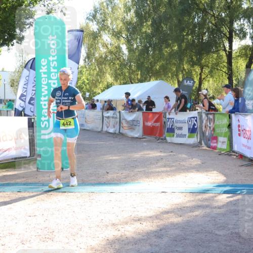 07.09.2025 - 19. Norderstedt Triathlon Zöllner http://msf.ph/oto/8789882 07.09.2025 16:21:38 Ziel 379, 442, 510 meine-sportfotos.de