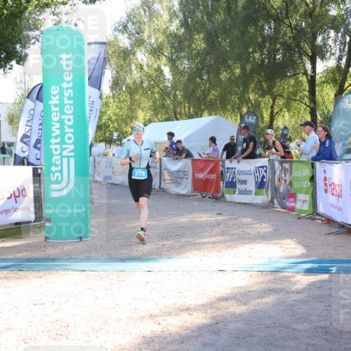 07.09.2025 - 19. Norderstedt Triathlon Zöllner http://msf.ph/oto/8789907 07.09.2025 16:21:41 Ziel 379, 442 meine-sportfotos.de