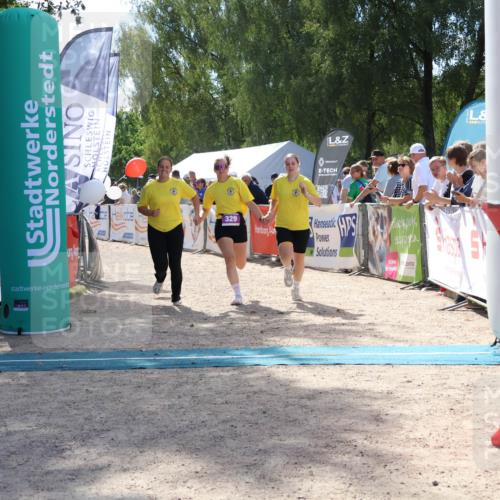 07.09.2025 - 19. Norderstedt Triathlon Zöllner http://msf.ph/oto/8789958 07.09.2025 13:56:01 Ziel 329 meine-sportfotos.de