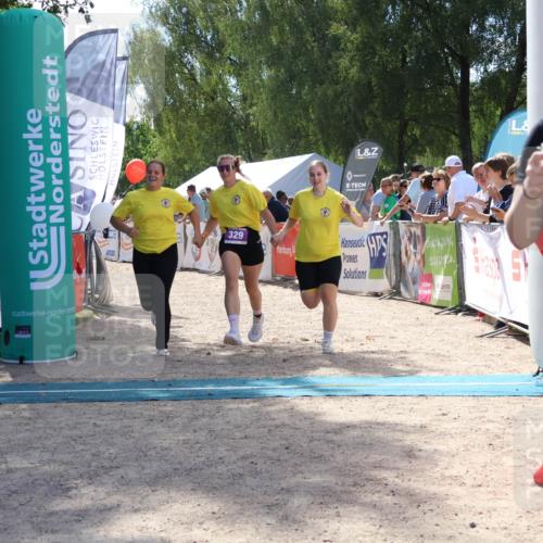07.09.2025 - 19. Norderstedt Triathlon Zöllner http://msf.ph/oto/8789963 07.09.2025 13:56:02 Ziel 329 meine-sportfotos.de