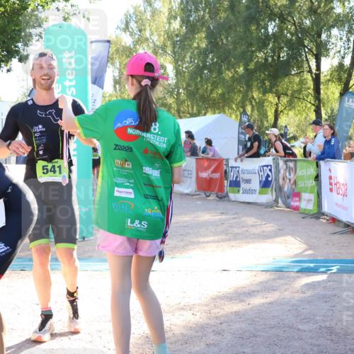 07.09.2025 - 19. Norderstedt Triathlon Zöllner http://msf.ph/oto/8789965 07.09.2025 16:22:03 Ziel 504, 522, 541 meine-sportfotos.de