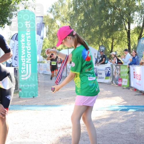 07.09.2025 - 19. Norderstedt Triathlon Zöllner http://msf.ph/oto/8789973 07.09.2025 16:22:04 Ziel 504, 522, 541 meine-sportfotos.de