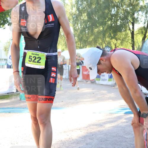 07.09.2025 - 19. Norderstedt Triathlon Zöllner http://msf.ph/oto/8790009 07.09.2025 16:22:24 Ziel 513, 517 meine-sportfotos.de