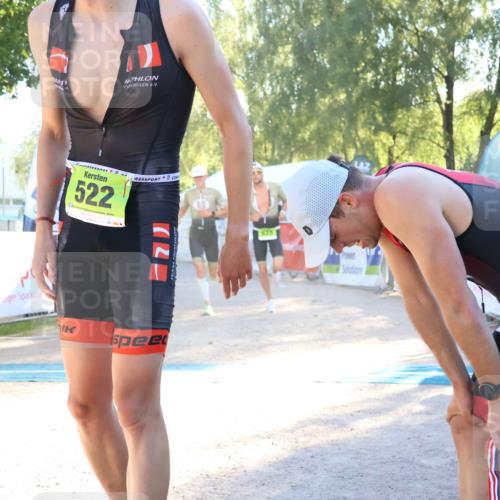 07.09.2025 - 19. Norderstedt Triathlon Zöllner http://msf.ph/oto/8790012 07.09.2025 16:22:25 Ziel 513, 517 meine-sportfotos.de