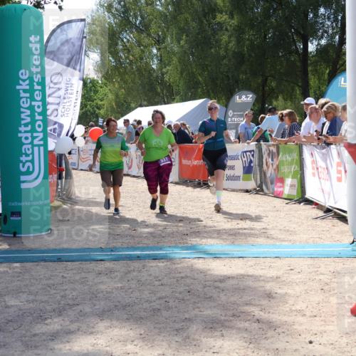 07.09.2025 - 19. Norderstedt Triathlon Zöllner http://msf.ph/oto/8790014 07.09.2025 13:56:39 Ziel 337 meine-sportfotos.de
