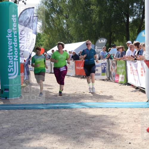 07.09.2025 - 19. Norderstedt Triathlon Zöllner http://msf.ph/oto/8790022 07.09.2025 13:56:40 Ziel 337 meine-sportfotos.de