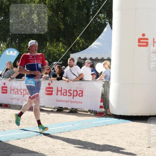 07.09.2025 - 19. Norderstedt Triathlon Zöllner http://msf.ph/oto/8790024 07.09.2025 15:26:04 Ziel 366 meine-sportfotos.de