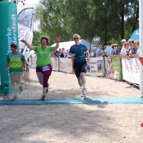 07.09.2025 - 19. Norderstedt Triathlon Zöllner http://msf.ph/oto/8790031 07.09.2025 13:56:41 Ziel 337 meine-sportfotos.de