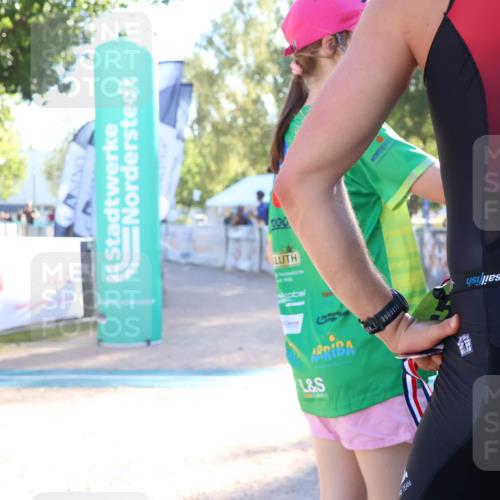 07.09.2025 - 19. Norderstedt Triathlon Zöllner http://msf.ph/oto/8790048 07.09.2025 16:23:00 Ziel 1500 meine-sportfotos.de