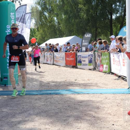 07.09.2025 - 19. Norderstedt Triathlon Zöllner http://msf.ph/oto/8790057 07.09.2025 13:57:01 Ziel 310, 336 meine-sportfotos.de