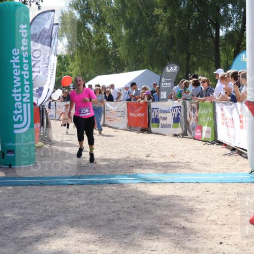 07.09.2025 - 19. Norderstedt Triathlon Zöllner http://msf.ph/oto/8790076 07.09.2025 13:57:03 Ziel 310, 336 meine-sportfotos.de
