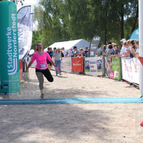 07.09.2025 - 19. Norderstedt Triathlon Zöllner http://msf.ph/oto/8790078 07.09.2025 13:57:03 Ziel 310, 336 meine-sportfotos.de