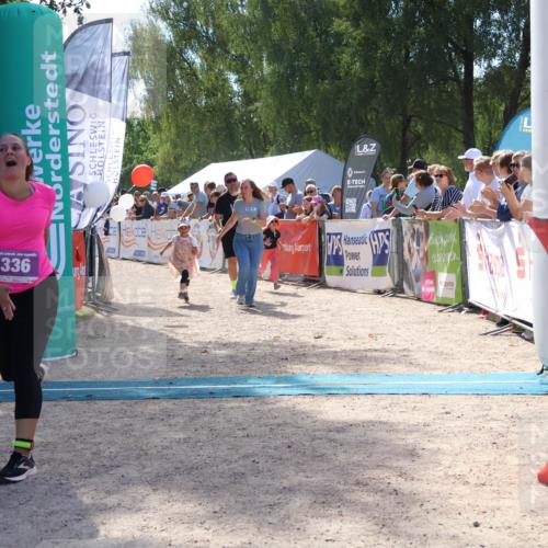 07.09.2025 - 19. Norderstedt Triathlon Zöllner http://msf.ph/oto/8790091 07.09.2025 13:57:04 Ziel 310, 336 meine-sportfotos.de