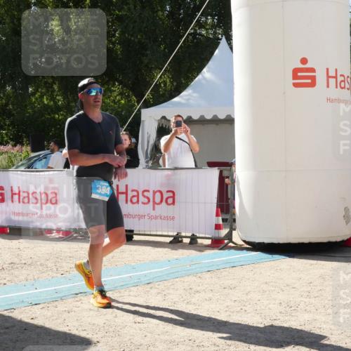 07.09.2025 - 19. Norderstedt Triathlon Zöllner http://msf.ph/oto/8790109 07.09.2025 15:29:24 Ziel 394, 990 meine-sportfotos.de