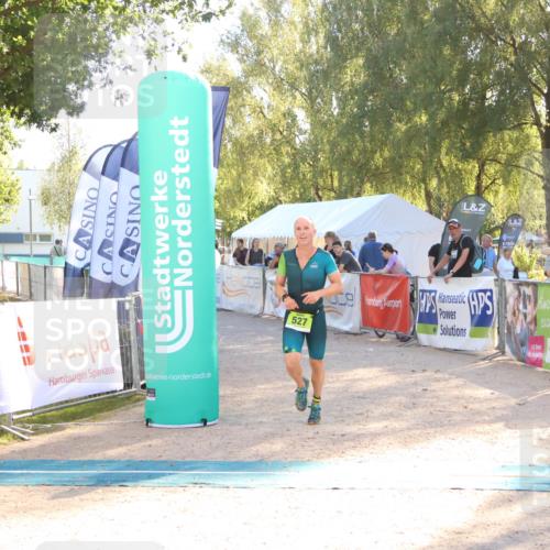 07.09.2025 - 19. Norderstedt Triathlon Zöllner http://msf.ph/oto/8790139 07.09.2025 16:24:06 Ziel 527 meine-sportfotos.de