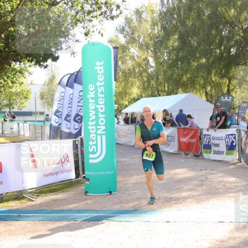 07.09.2025 - 19. Norderstedt Triathlon Zöllner http://msf.ph/oto/8790141 07.09.2025 16:24:06 Ziel 527 meine-sportfotos.de